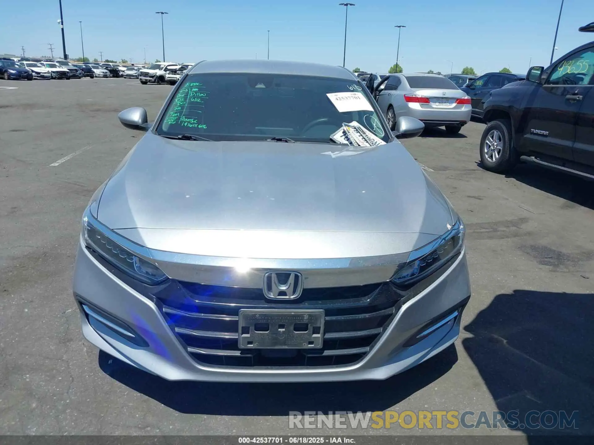 12 fotografías del automóvil dañado 1HGCV3F11LA002534 HONDA ACCORD 2020