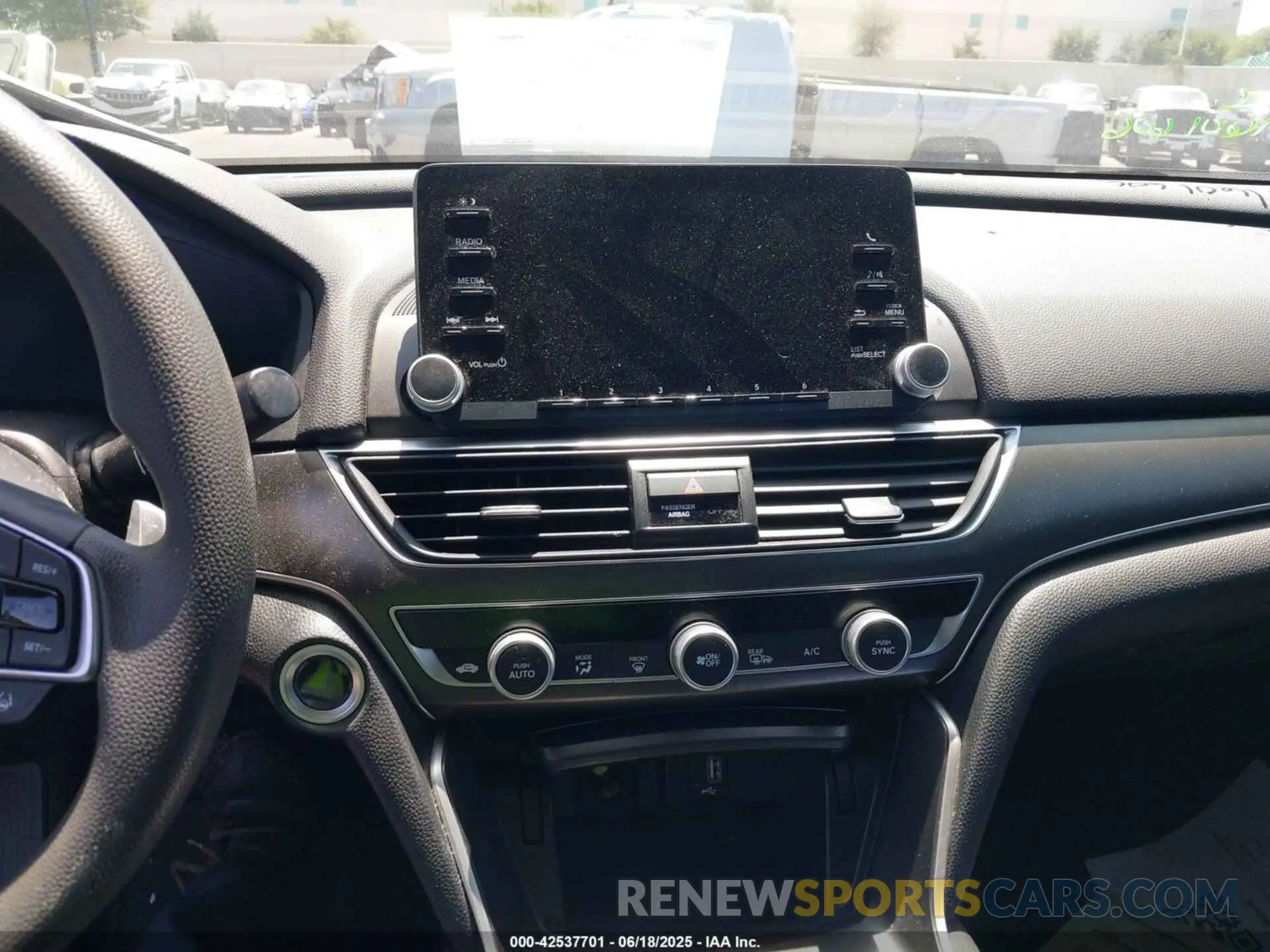17 fotografías del automóvil dañado 1HGCV3F11LA002534 HONDA ACCORD 2020