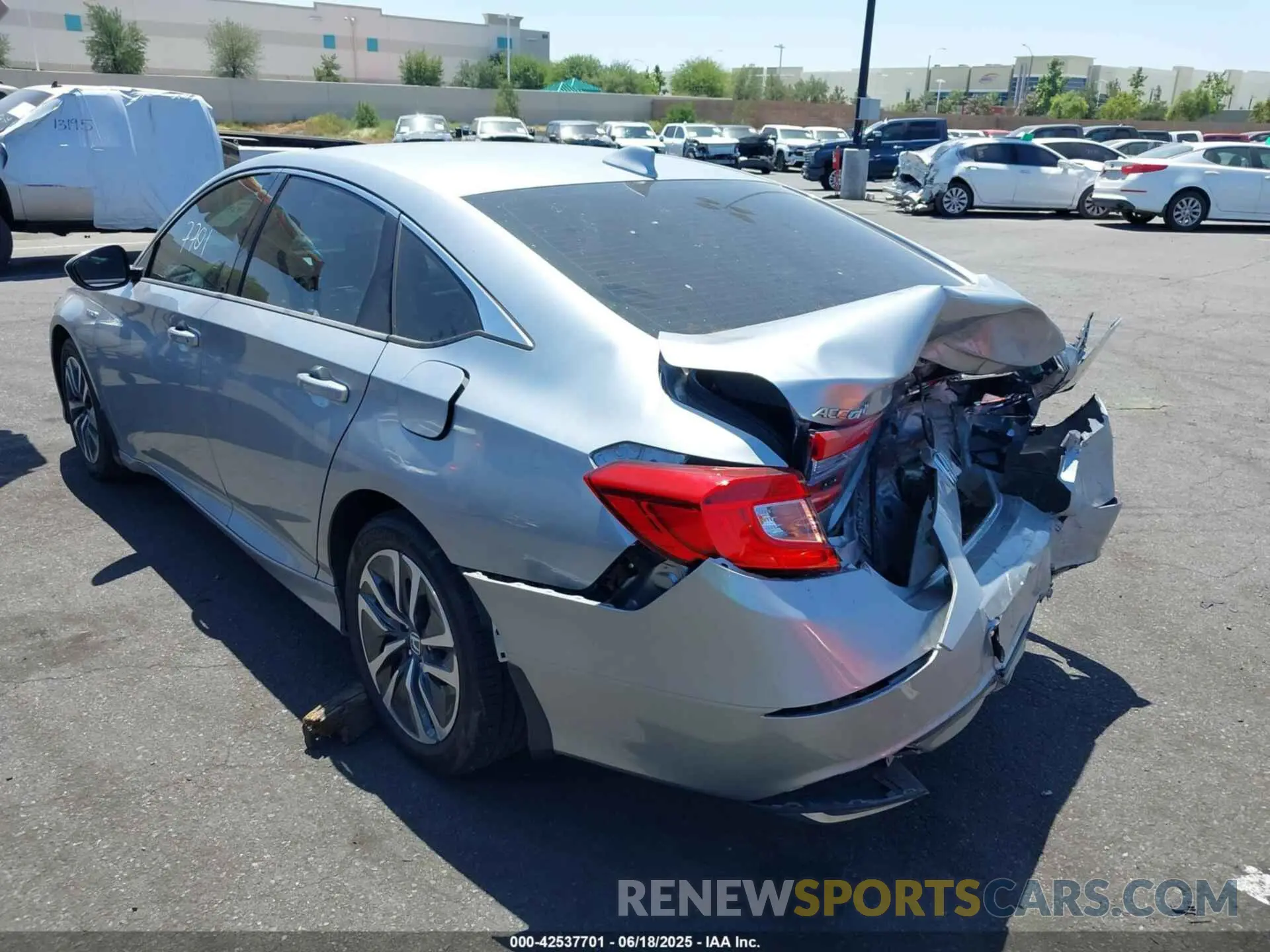 3 fotografías del automóvil dañado 1HGCV3F11LA002534 HONDA ACCORD 2020