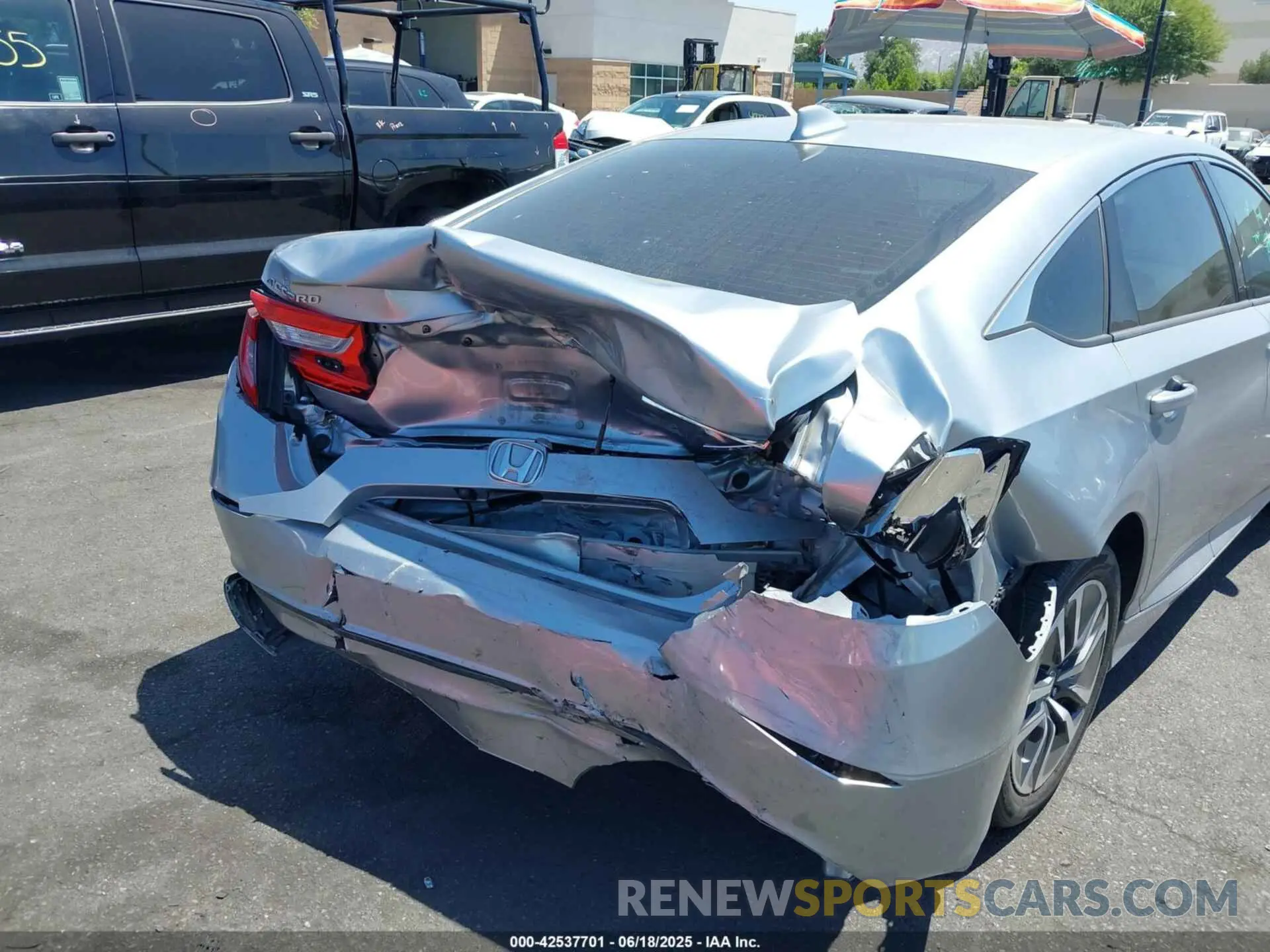 6 fotografías del automóvil dañado 1HGCV3F11LA002534 HONDA ACCORD 2020