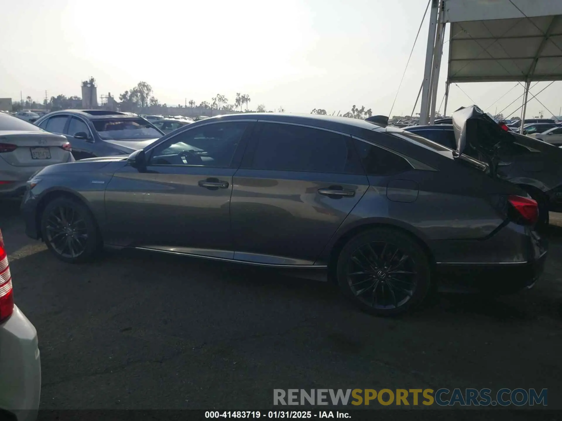 14 fotografías del automóvil dañado 1HGCV3F58LA013596 HONDA ACCORD 2020