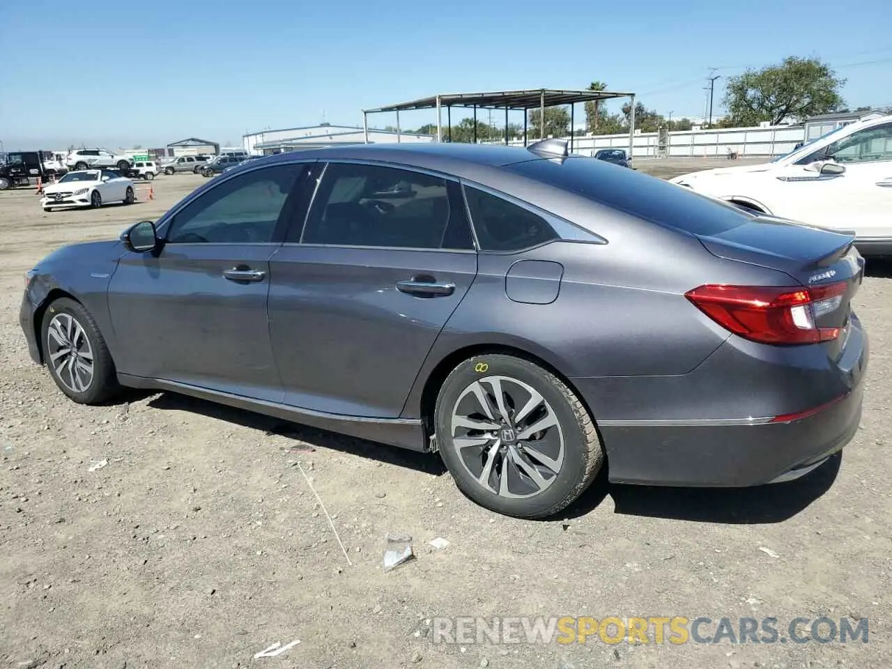 2 fotografías del automóvil dañado 1HGCV3F93LA010799 HONDA ACCORD 2020