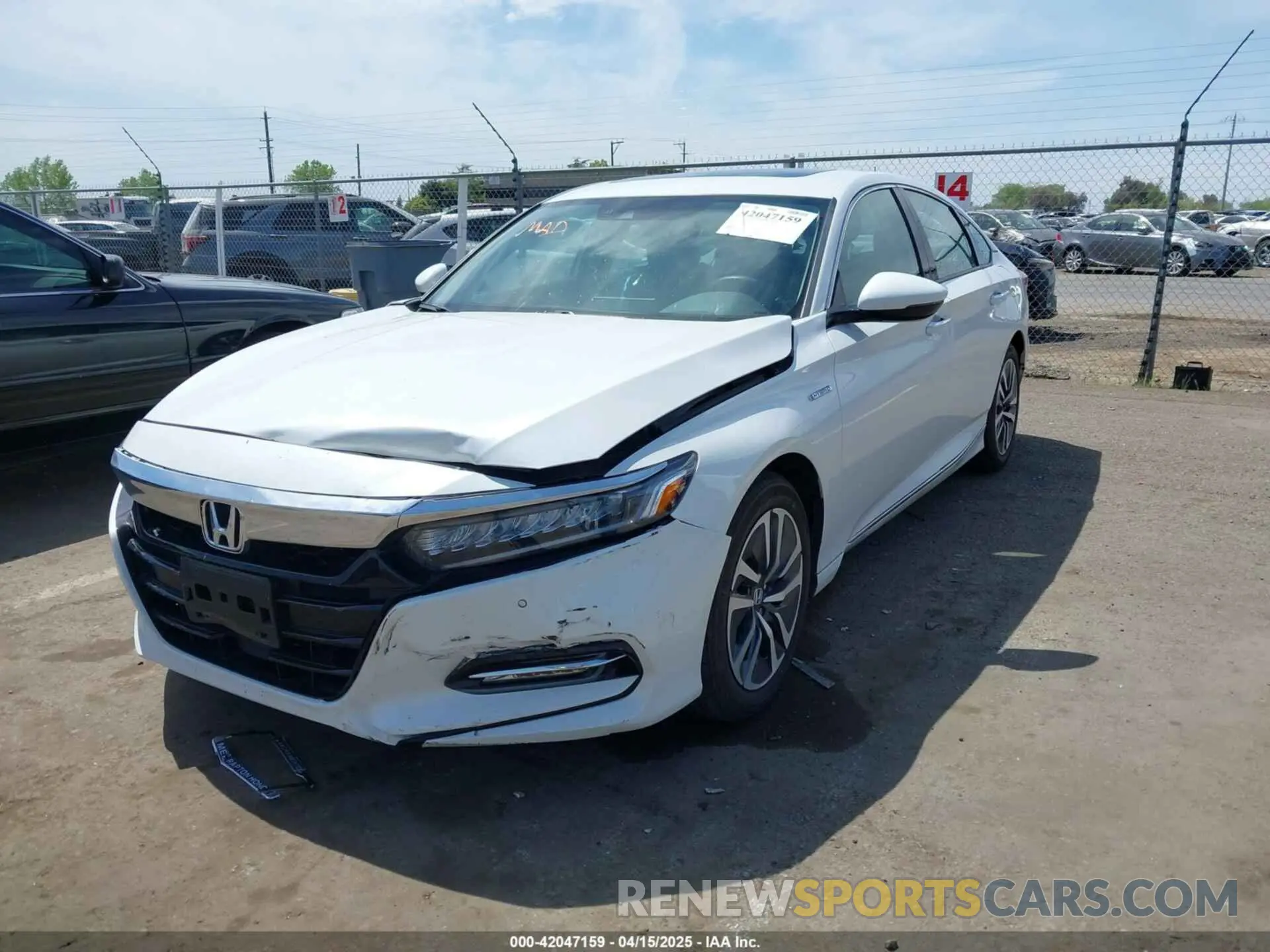 2 fotografías del automóvil dañado 1HGCV3F98LA000043 HONDA ACCORD 2020
