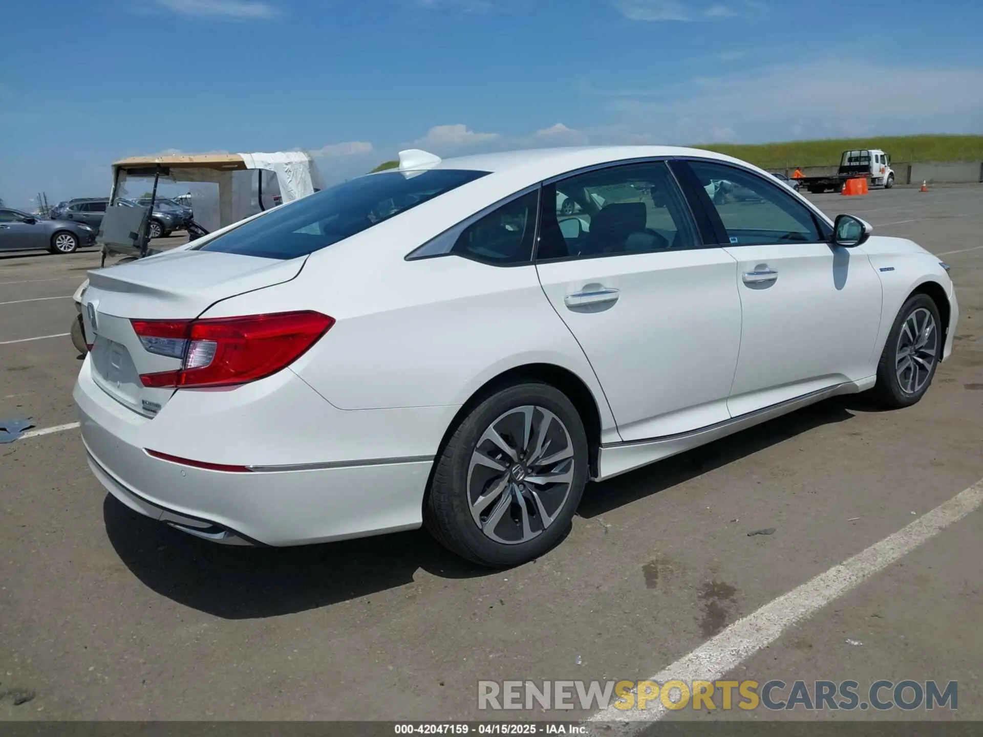 4 fotografías del automóvil dañado 1HGCV3F98LA000043 HONDA ACCORD 2020