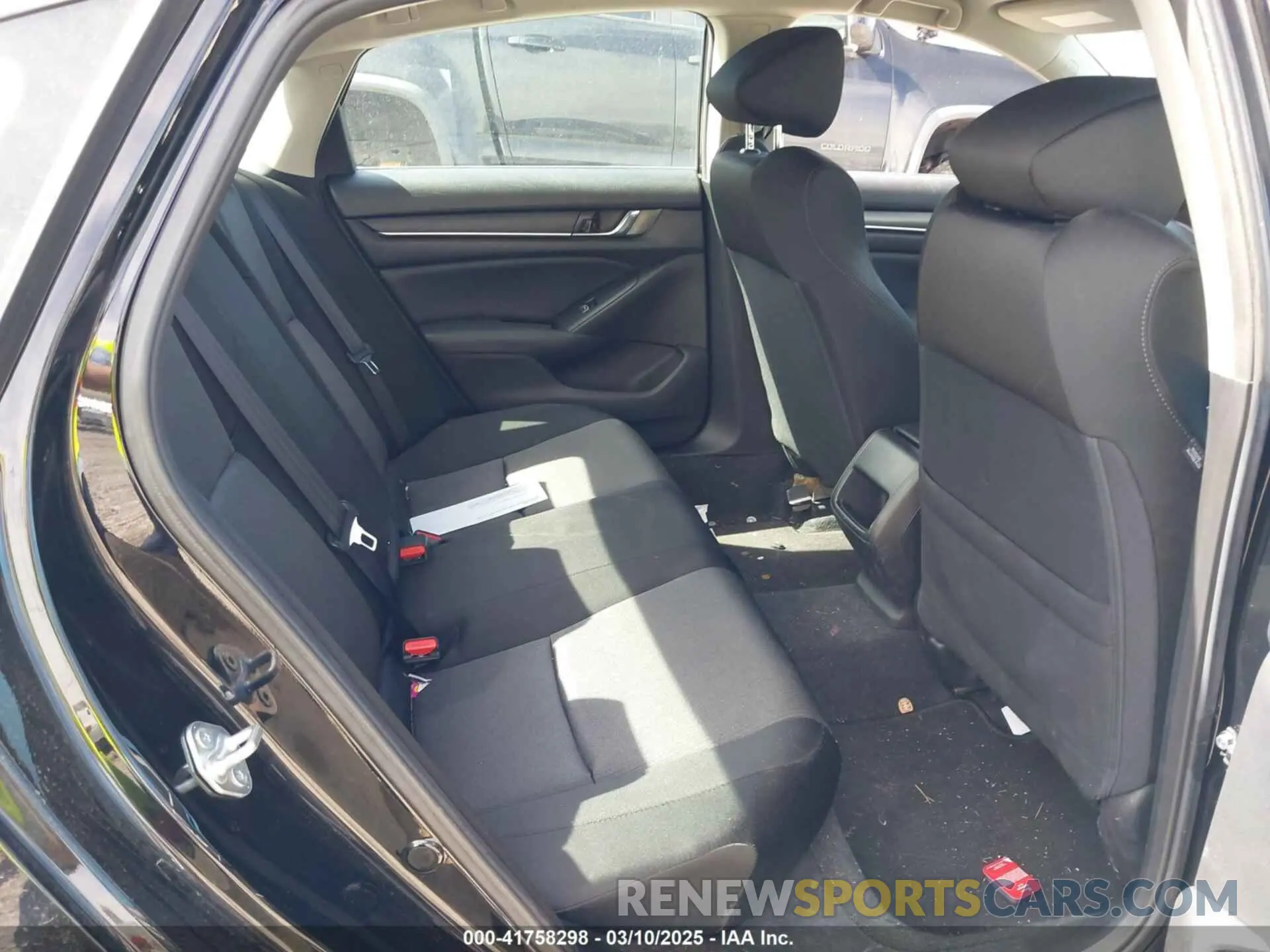 8 fotografías del automóvil dañado 1HGCV1F10MA026930 HONDA ACCORD 2021