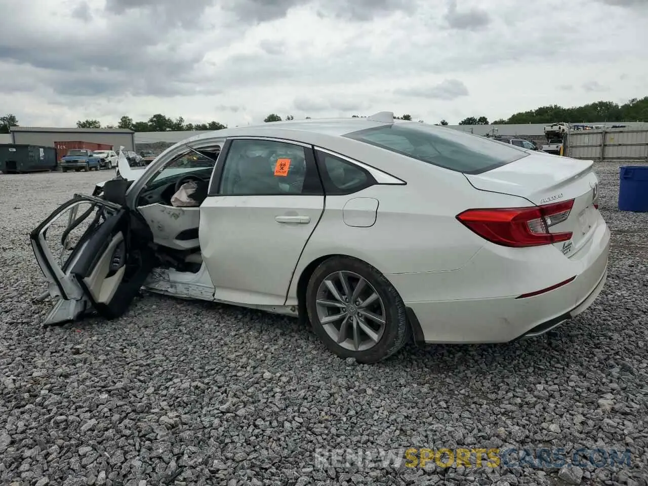 2 fotografías del automóvil dañado 1HGCV1F10MA103912 HONDA ACCORD 2021