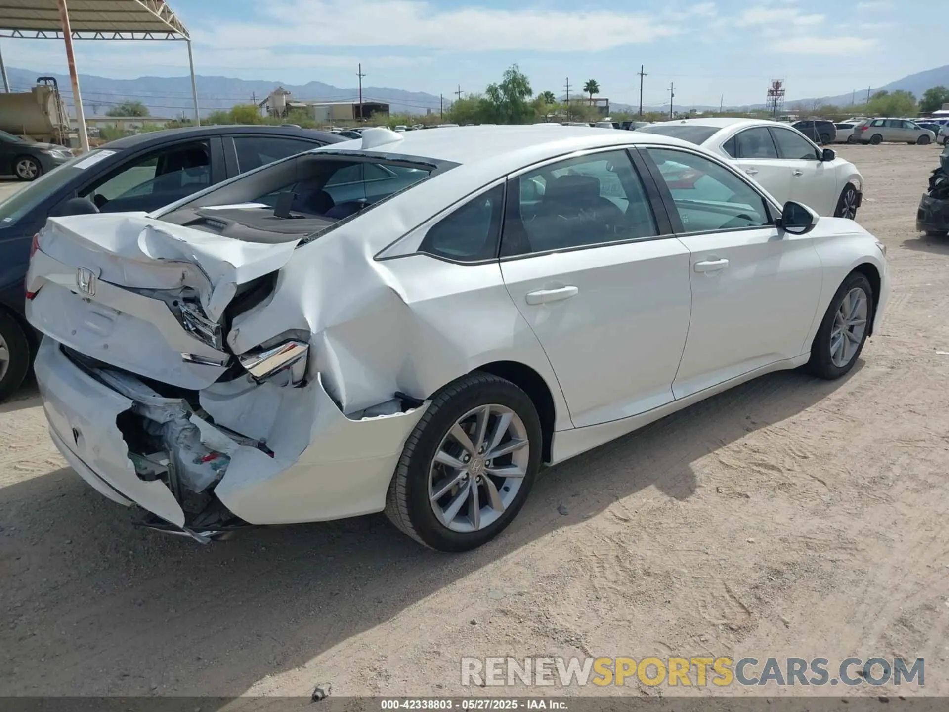 4 fotografías del automóvil dañado 1HGCV1F11MA052856 HONDA ACCORD 2021