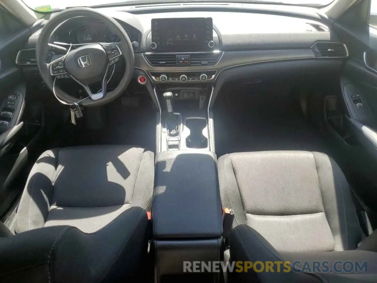 8 fotografías del automóvil dañado 1HGCV1F11MA066806 HONDA ACCORD 2021