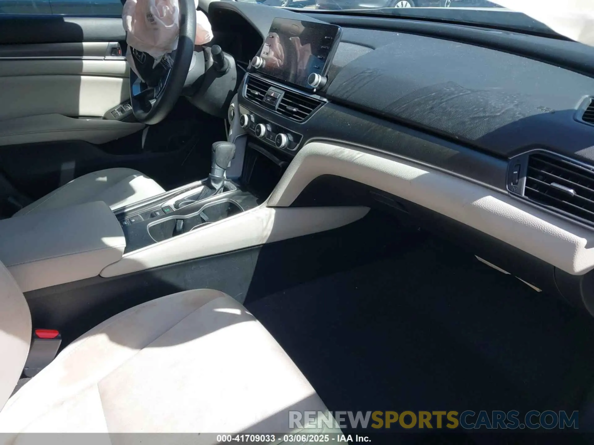 5 fotografías del automóvil dañado 1HGCV1F13MA029725 HONDA ACCORD 2021