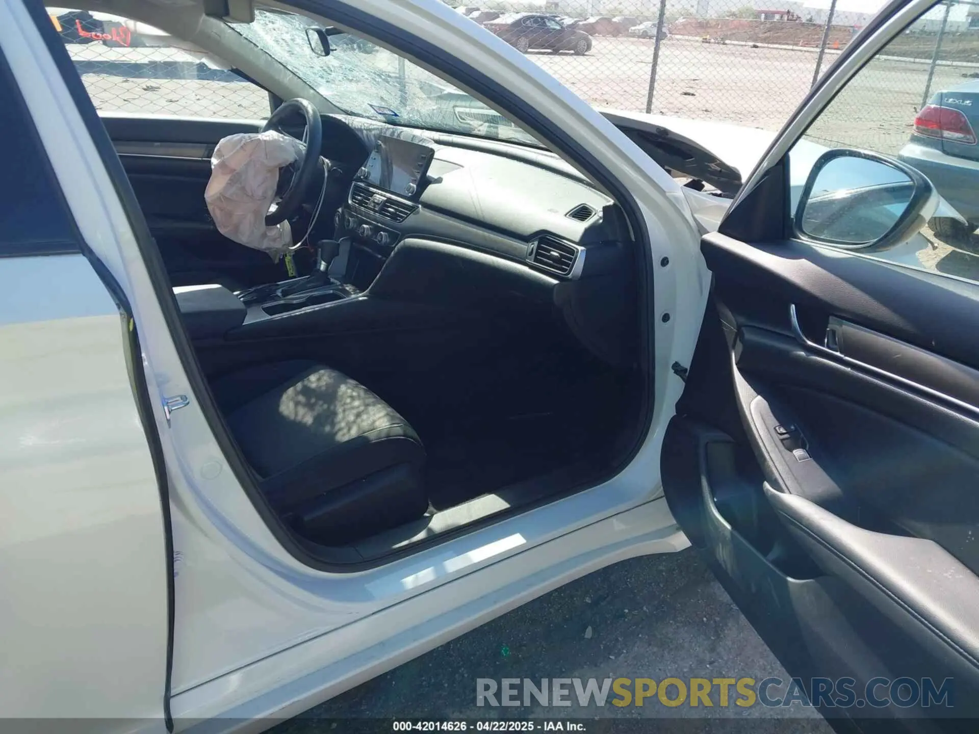 5 fotografías del automóvil dañado 1HGCV1F13MA047271 HONDA ACCORD 2021