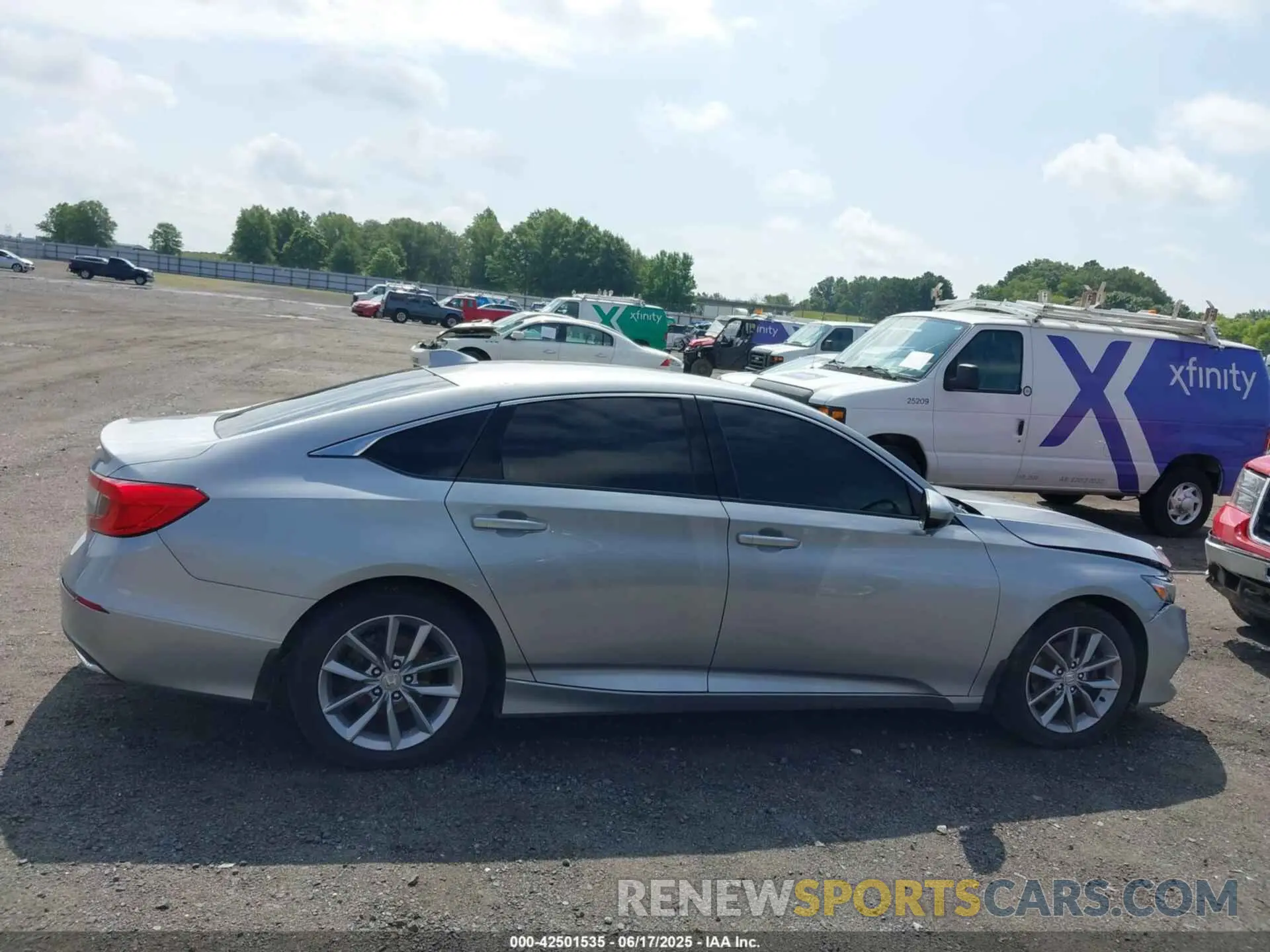 13 fotografías del automóvil dañado 1HGCV1F14MA072793 HONDA ACCORD 2021