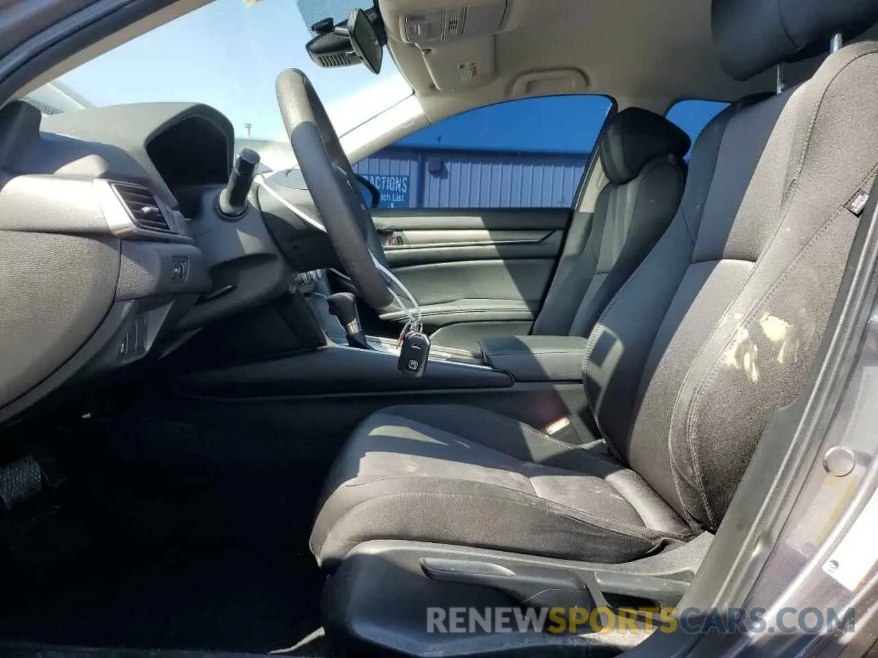 7 fotografías del automóvil dañado 1HGCV1F15MA105882 HONDA ACCORD 2021