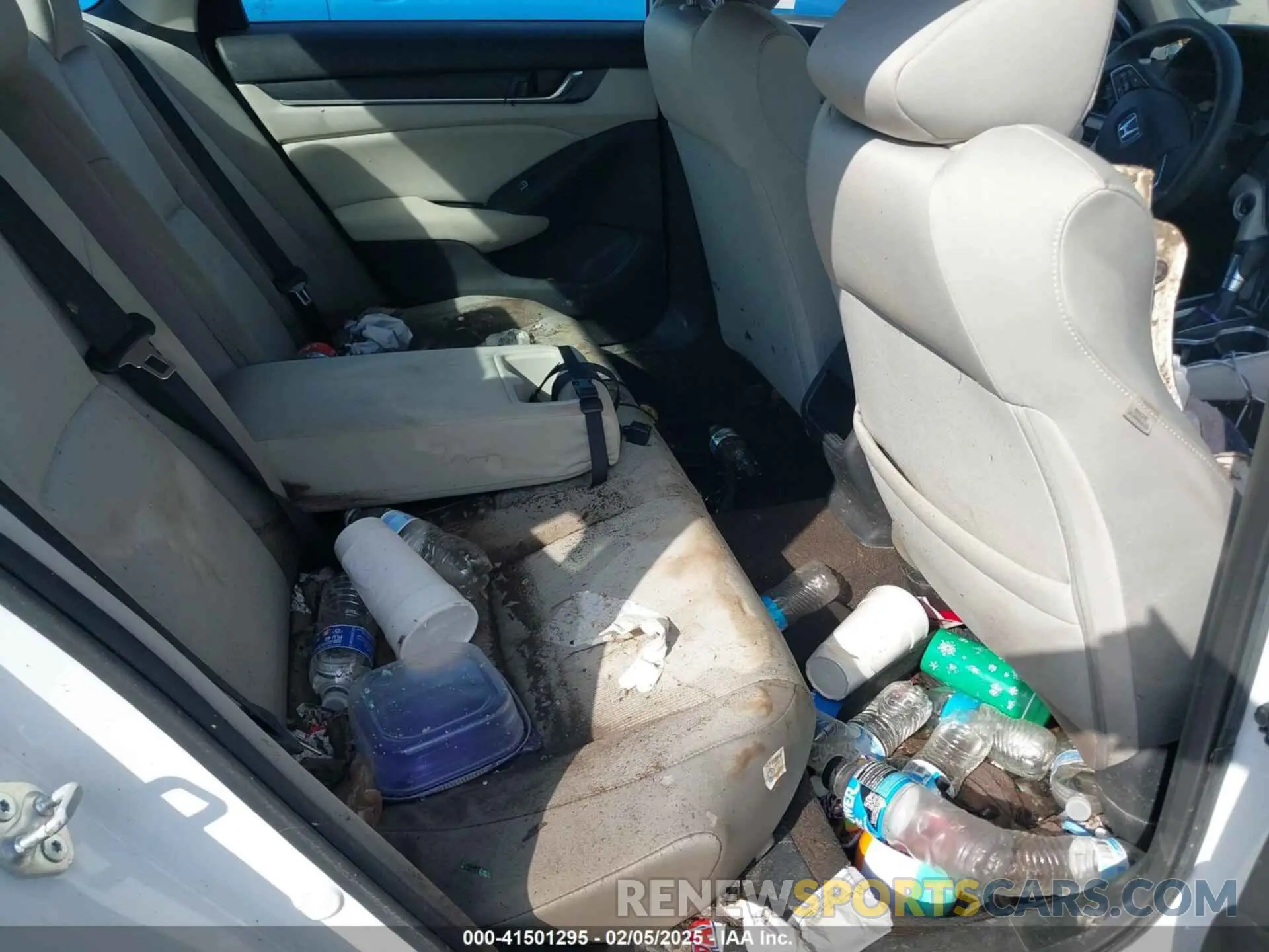 8 fotografías del automóvil dañado 1HGCV1F15MA120351 HONDA ACCORD 2021
