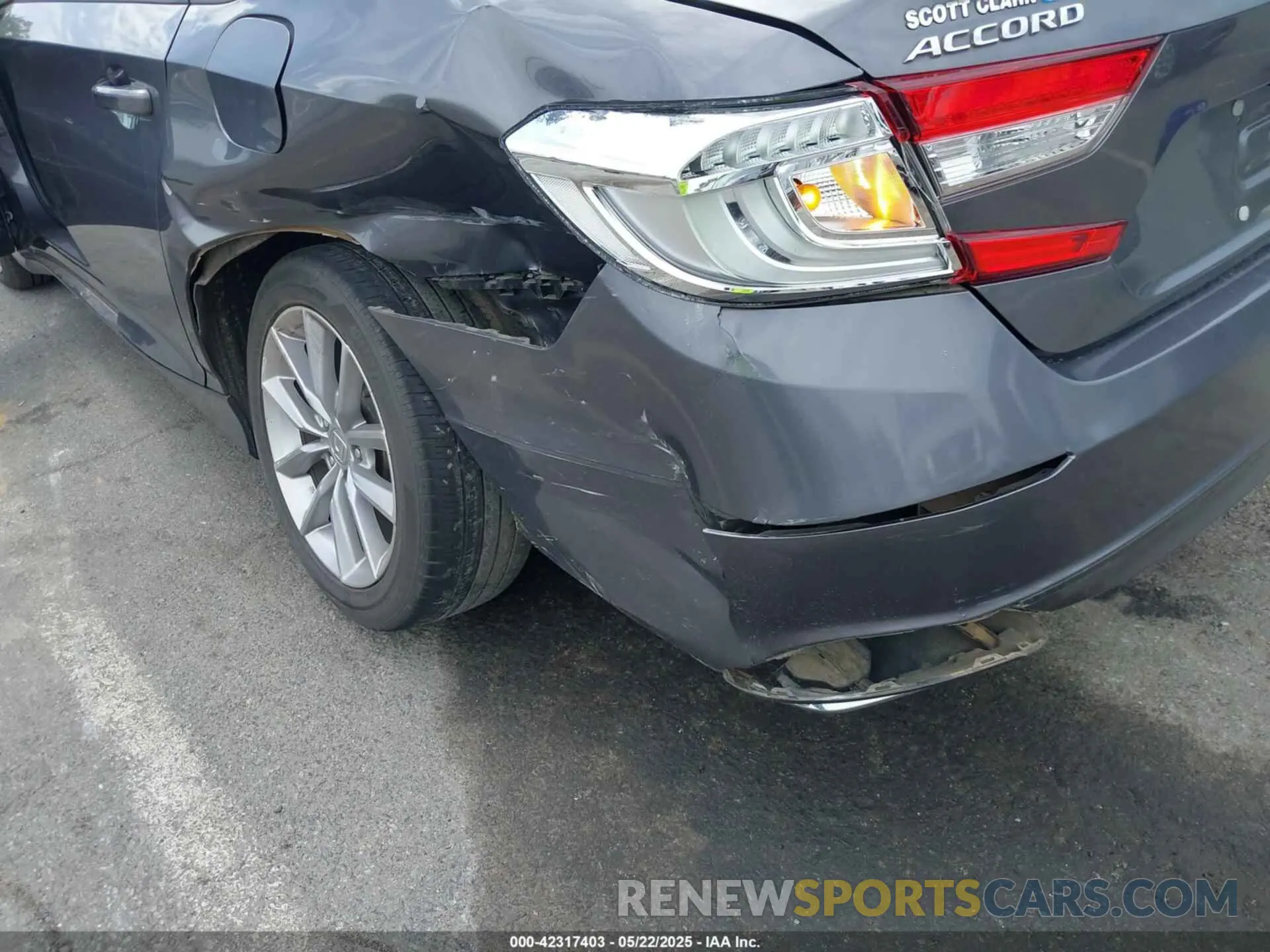 6 fotografías del automóvil dañado 1HGCV1F16MA053601 HONDA ACCORD 2021