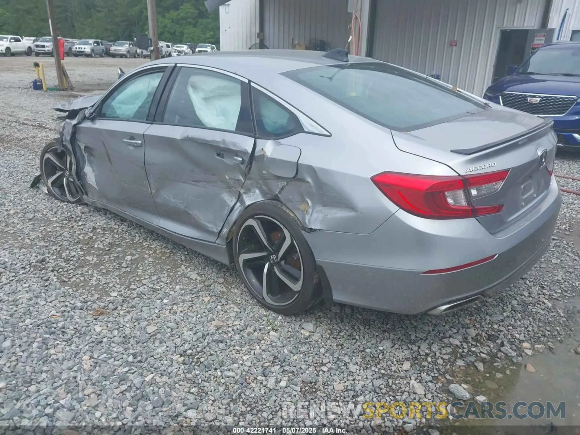 3 fotografías del automóvil dañado 1HGCV1F33MA098349 HONDA ACCORD 2021