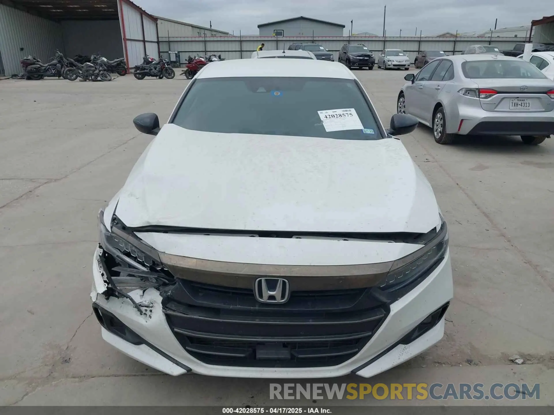 12 fotografías del automóvil dañado 1HGCV1F34MA079471 HONDA ACCORD 2021