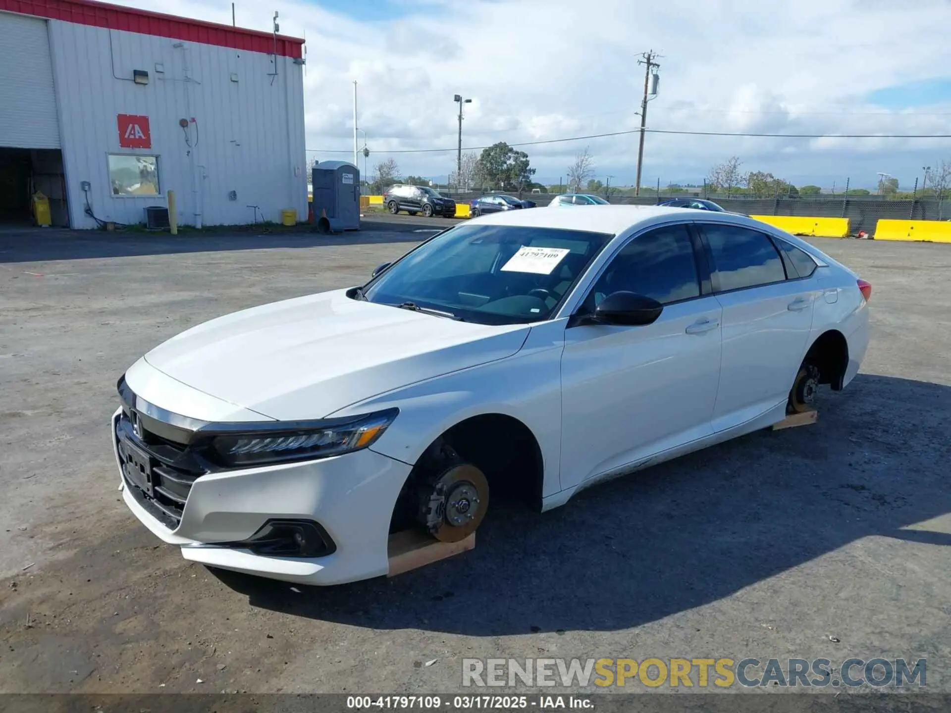 2 fotografías del automóvil dañado 1HGCV1F35MA109786 HONDA ACCORD 2021