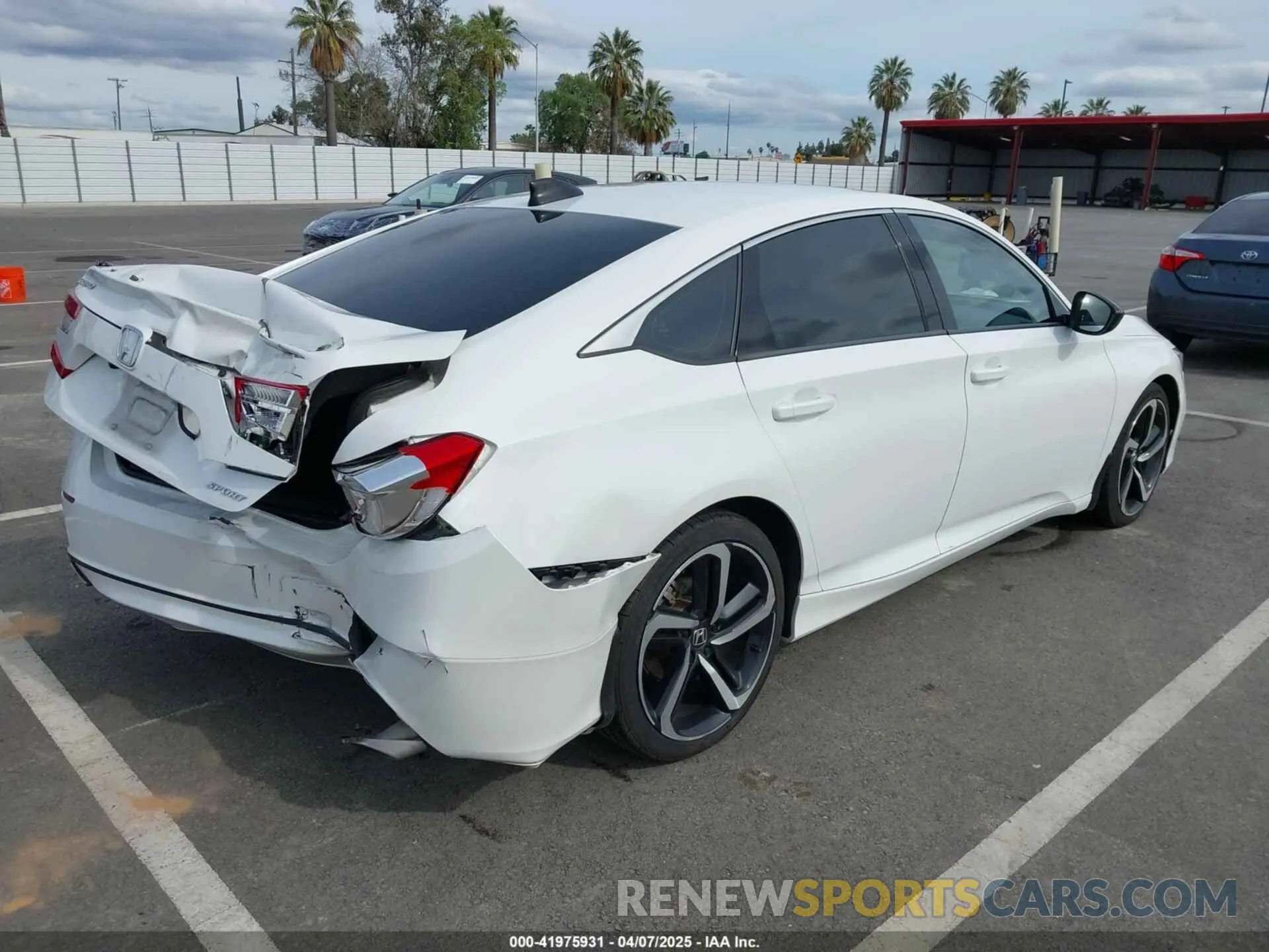 4 fotografías del automóvil dañado 1HGCV1F37MA072224 HONDA ACCORD 2021