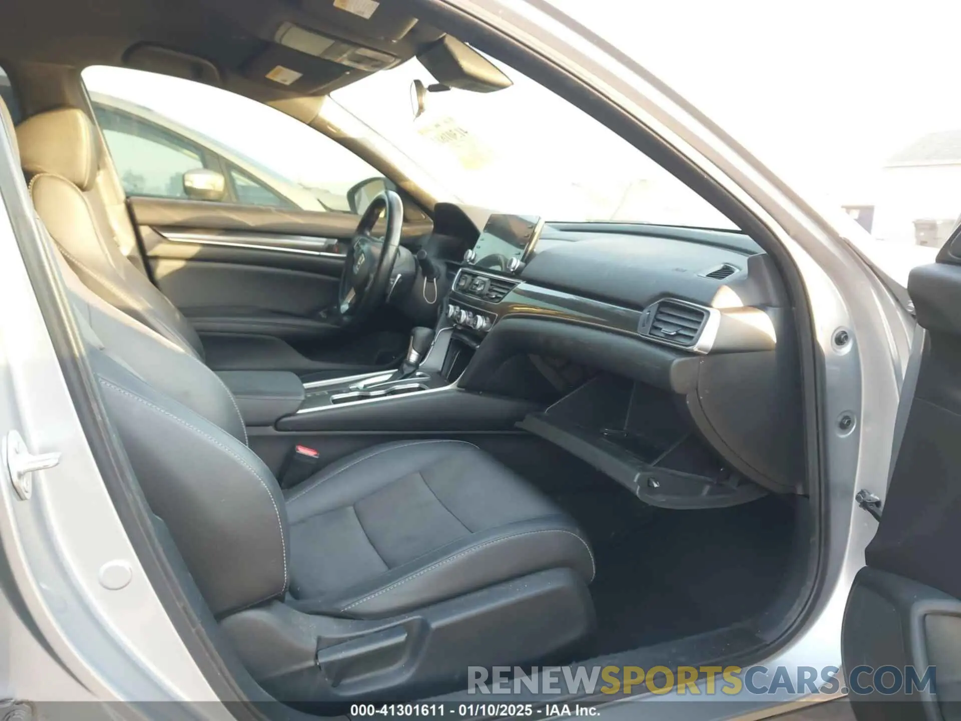5 fotografías del automóvil dañado 1HGCV1F37MA109403 HONDA ACCORD 2021