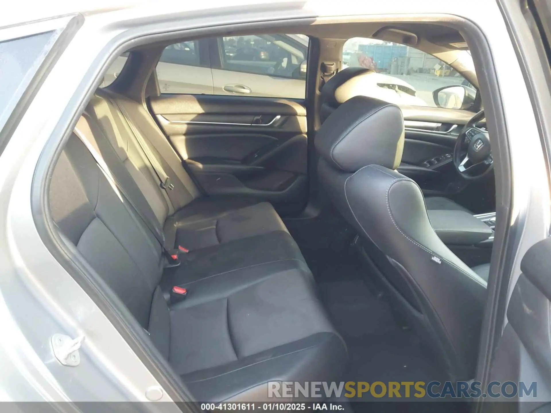 8 fotografías del automóvil dañado 1HGCV1F37MA109403 HONDA ACCORD 2021