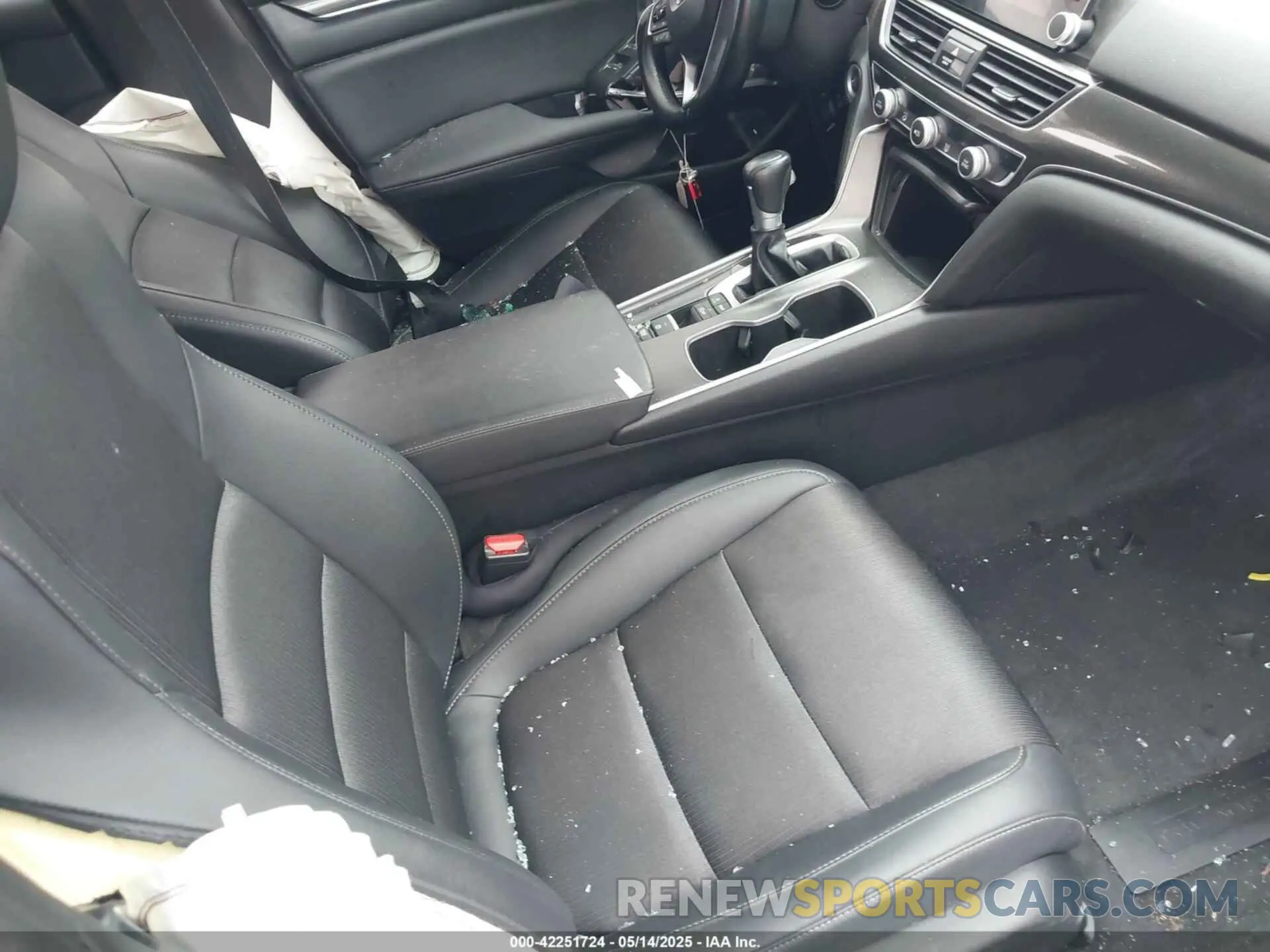 5 fotografías del automóvil dañado 1HGCV1F38MA099805 HONDA ACCORD 2021
