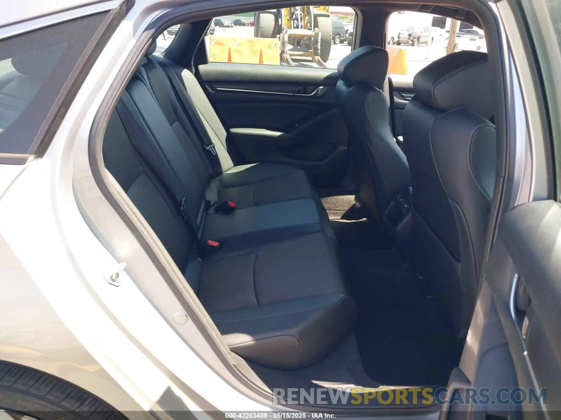 8 fotografías del automóvil dañado 1HGCV1F39MA086867 HONDA ACCORD 2021