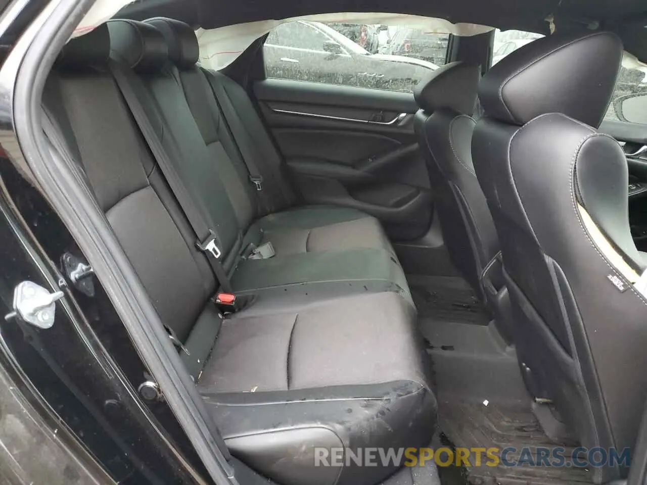 10 fotografías del automóvil dañado 1HGCV1F3XMA073884 HONDA ACCORD 2021