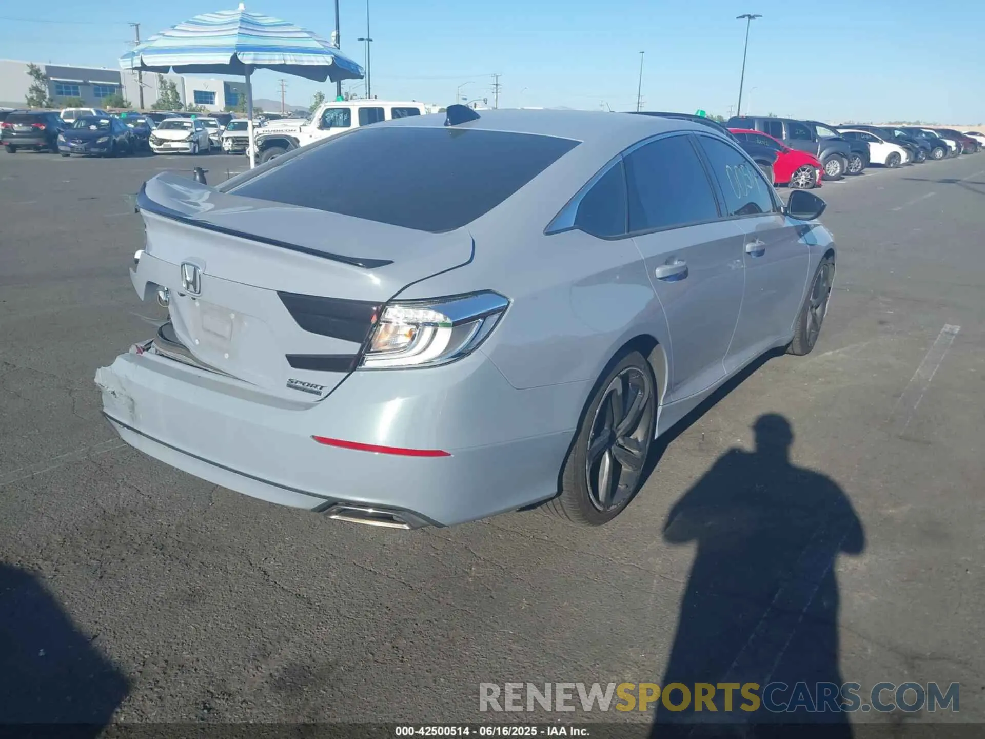 4 fotografías del automóvil dañado 1HGCV1F40MA032513 HONDA ACCORD 2021
