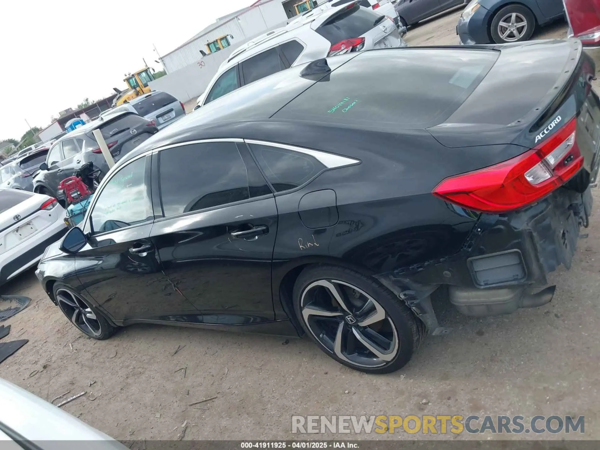 15 fotografías del automóvil dañado 1HGCV1F40MA051644 HONDA ACCORD 2021