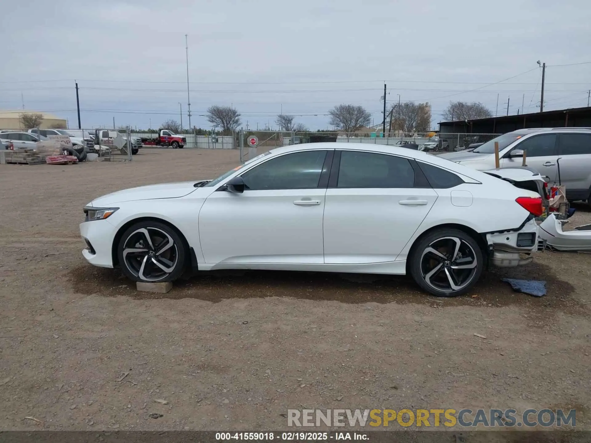 15 fotografías del automóvil dañado 1HGCV1F40MA055550 HONDA ACCORD 2021