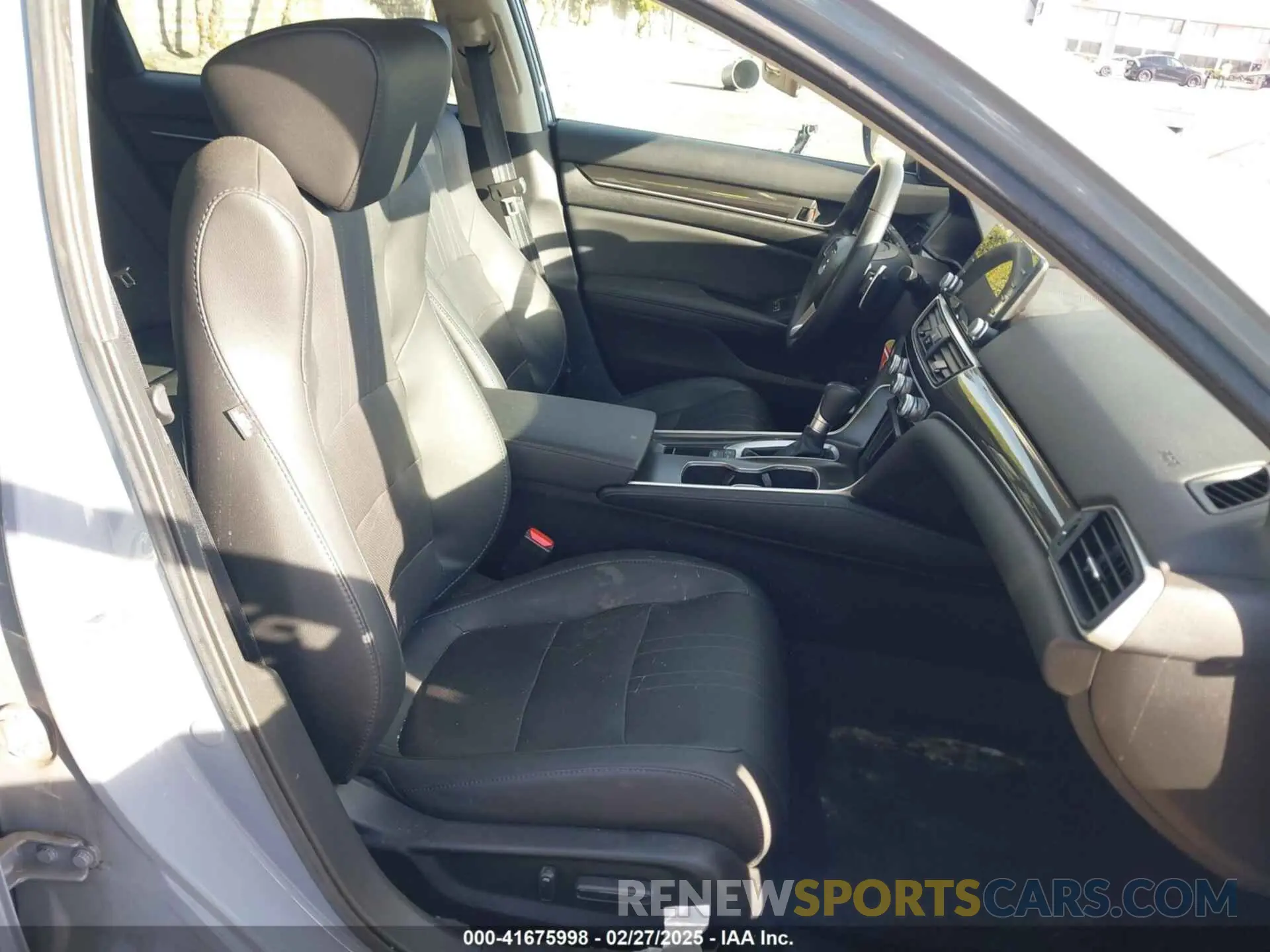 5 fotografías del automóvil dañado 1HGCV1F41MA040426 HONDA ACCORD 2021