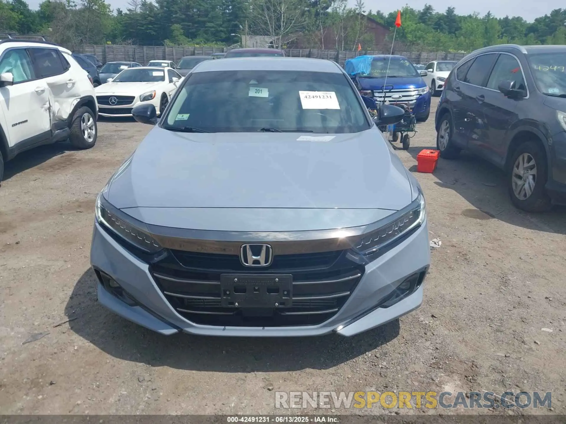 12 fotografías del automóvil dañado 1HGCV1F42MA124139 HONDA ACCORD 2021