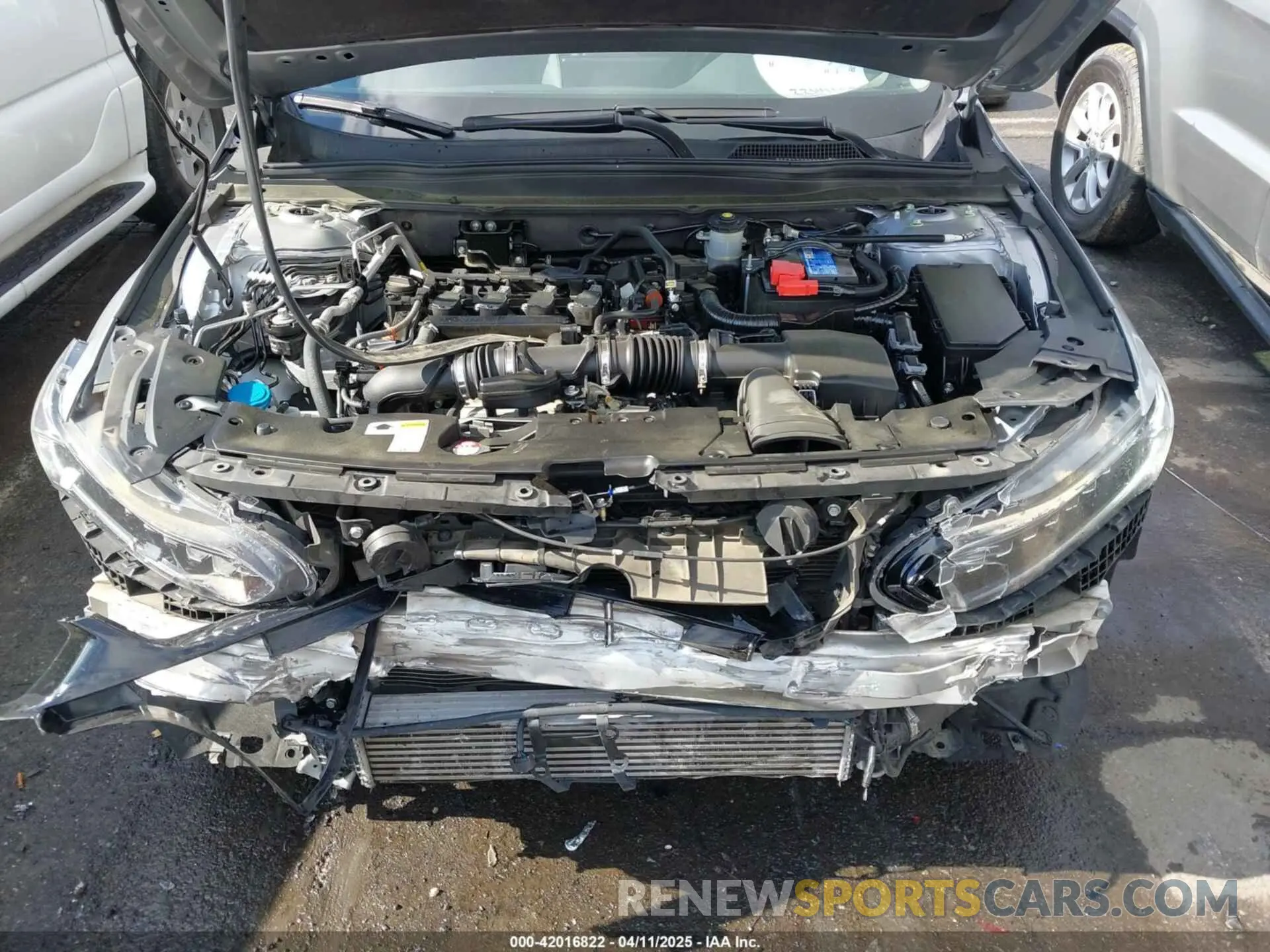 10 fotografías del automóvil dañado 1HGCV1F43MA038130 HONDA ACCORD 2021