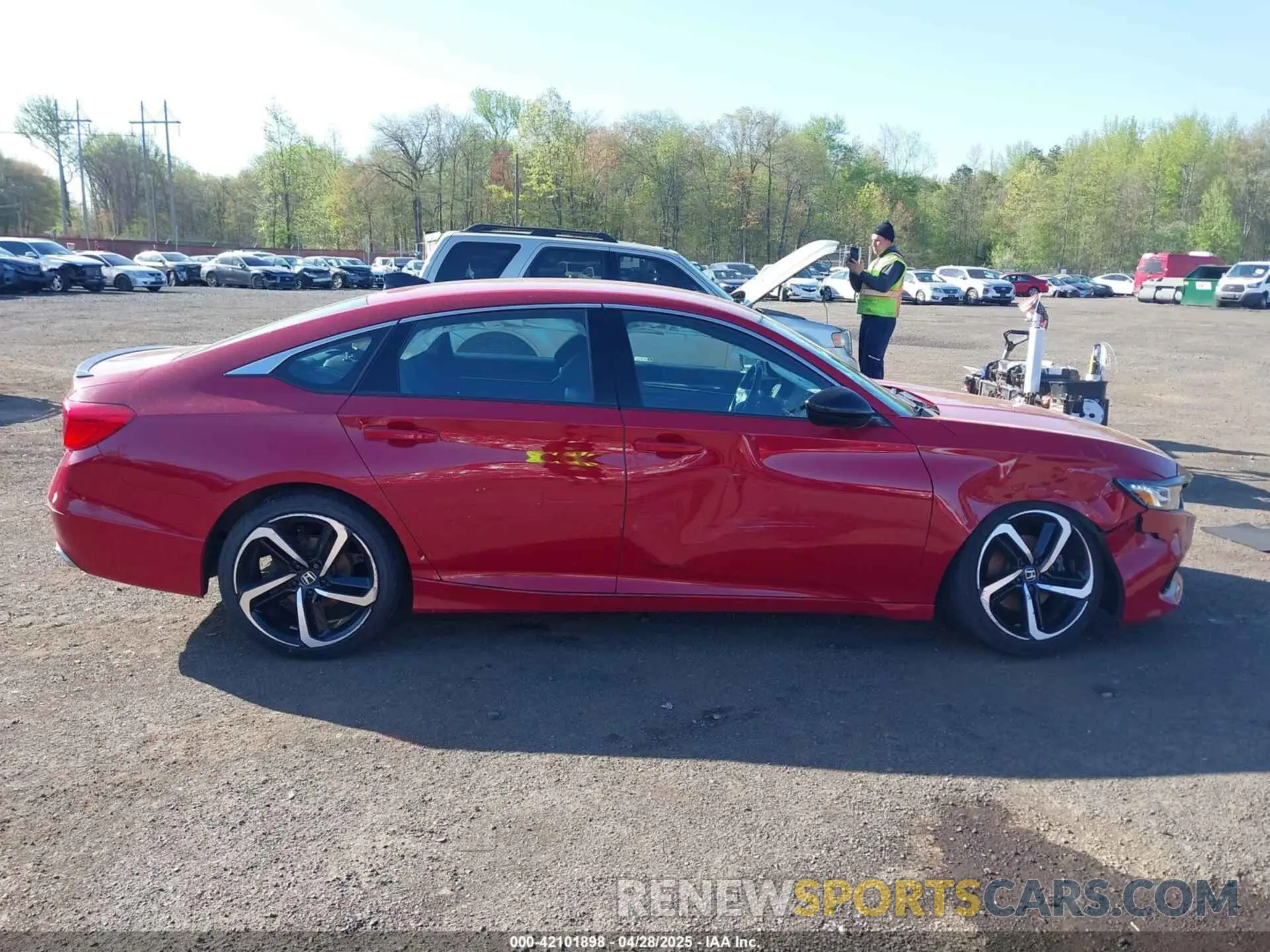 13 fotografías del automóvil dañado 1HGCV1F43MA058068 HONDA ACCORD 2021