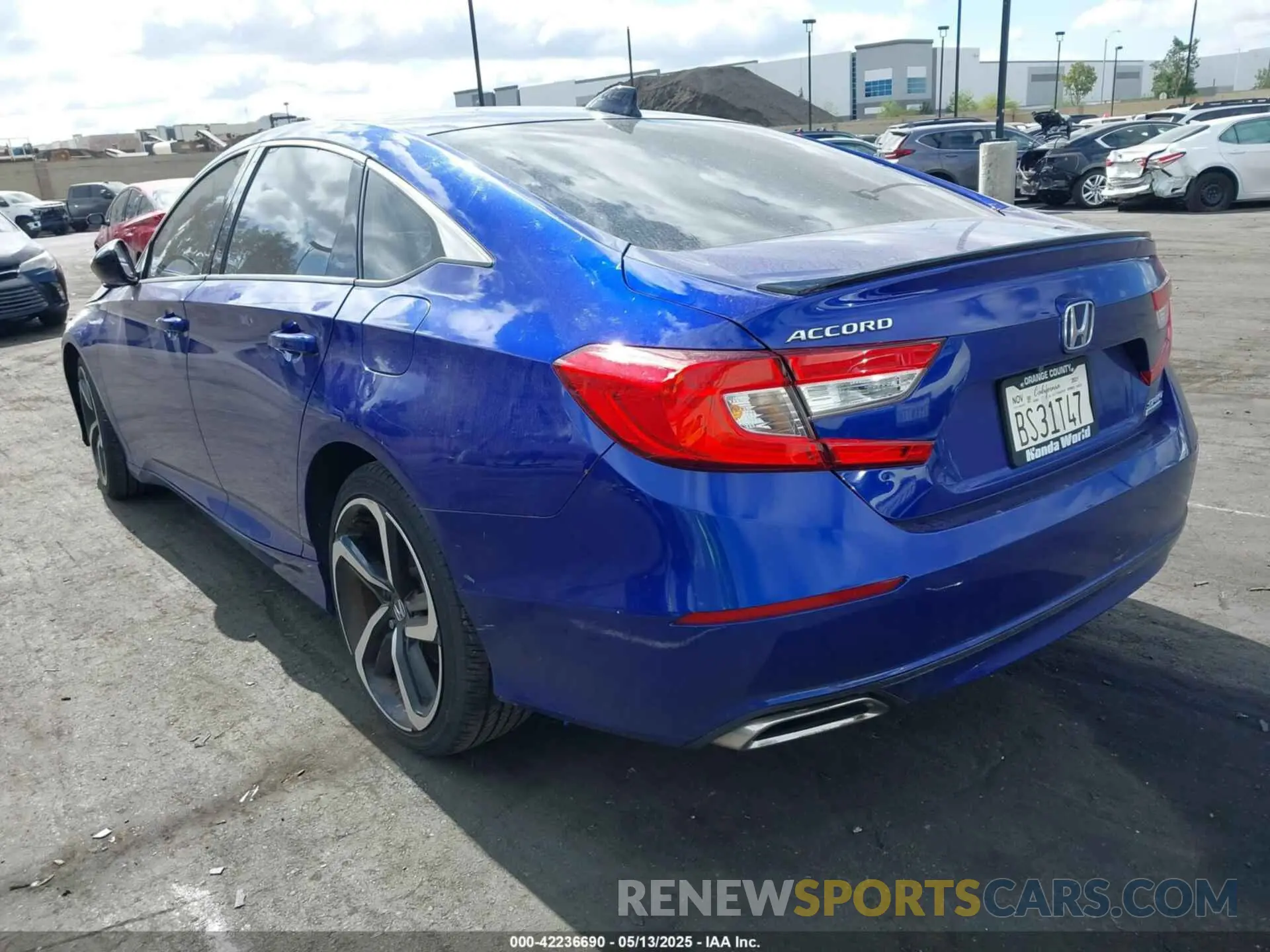 3 fotografías del automóvil dañado 1HGCV1F44MA091127 HONDA ACCORD 2021