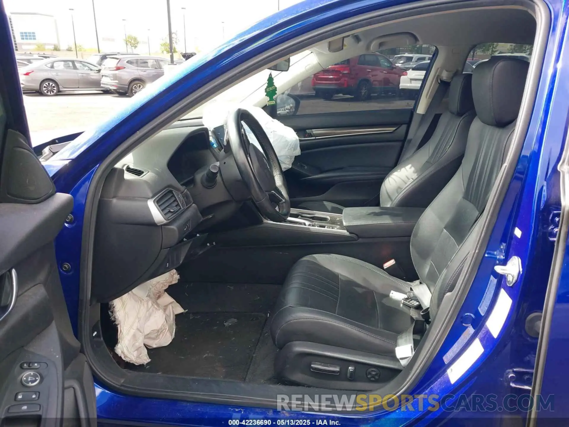 5 fotografías del automóvil dañado 1HGCV1F44MA091127 HONDA ACCORD 2021