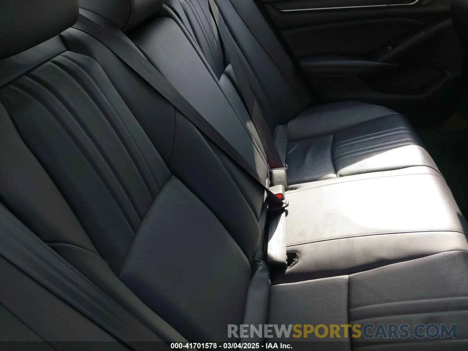 8 fotografías del automóvil dañado 1HGCV1F45MA074997 HONDA ACCORD 2021