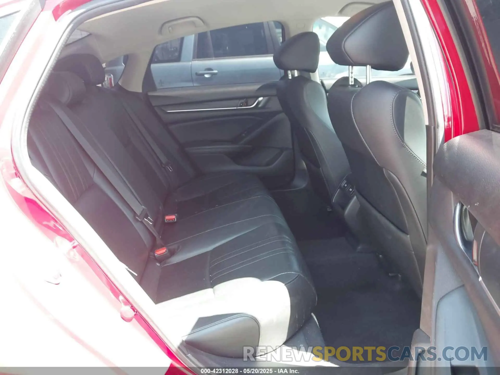 8 fotografías del automóvil dañado 1HGCV1F46MA062695 HONDA ACCORD 2021