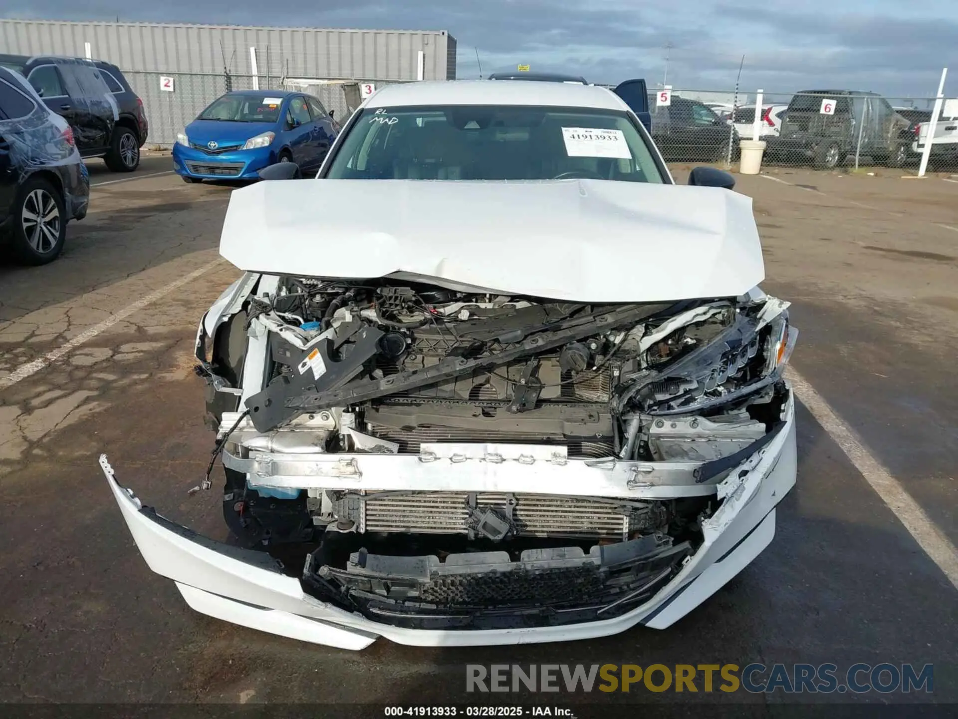 13 fotografías del automóvil dañado 1HGCV1F46MA093798 HONDA ACCORD 2021