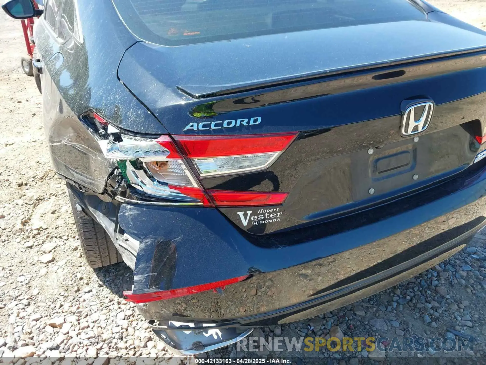 18 fotografías del automóvil dañado 1HGCV1F49MA043168 HONDA ACCORD 2021