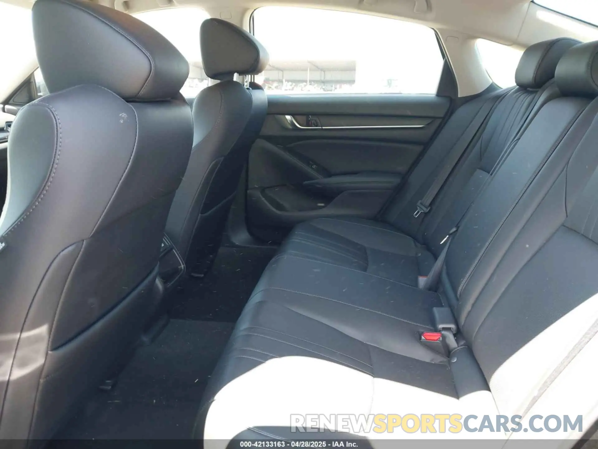 8 fotografías del automóvil dañado 1HGCV1F49MA043168 HONDA ACCORD 2021