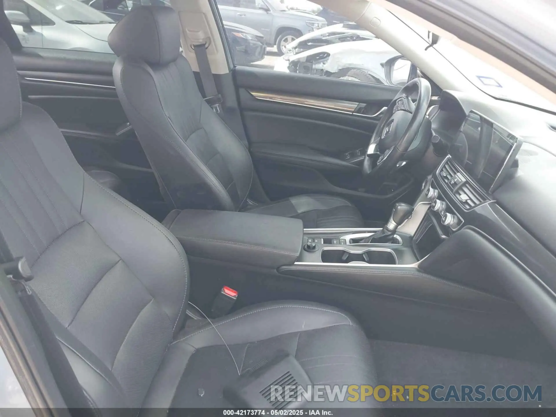 5 fotografías del automóvil dañado 1HGCV1F4XMA010857 HONDA ACCORD 2021