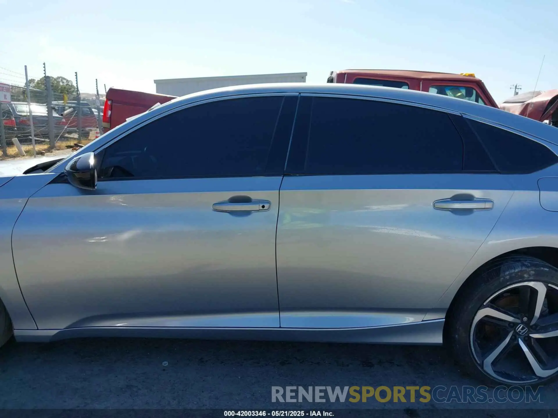 13 fotografías del automóvil dañado 1HGCV1F4XMA041705 HONDA ACCORD 2021