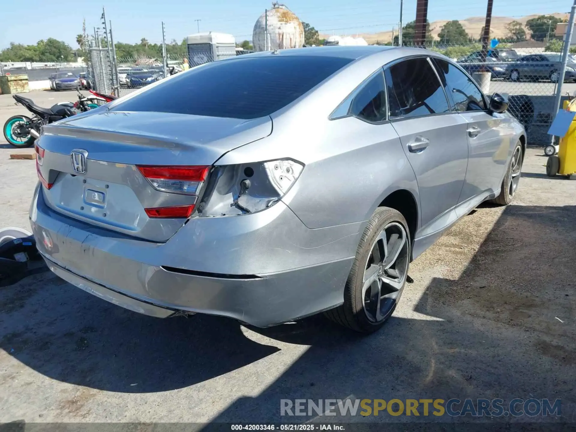 4 fotografías del automóvil dañado 1HGCV1F4XMA041705 HONDA ACCORD 2021
