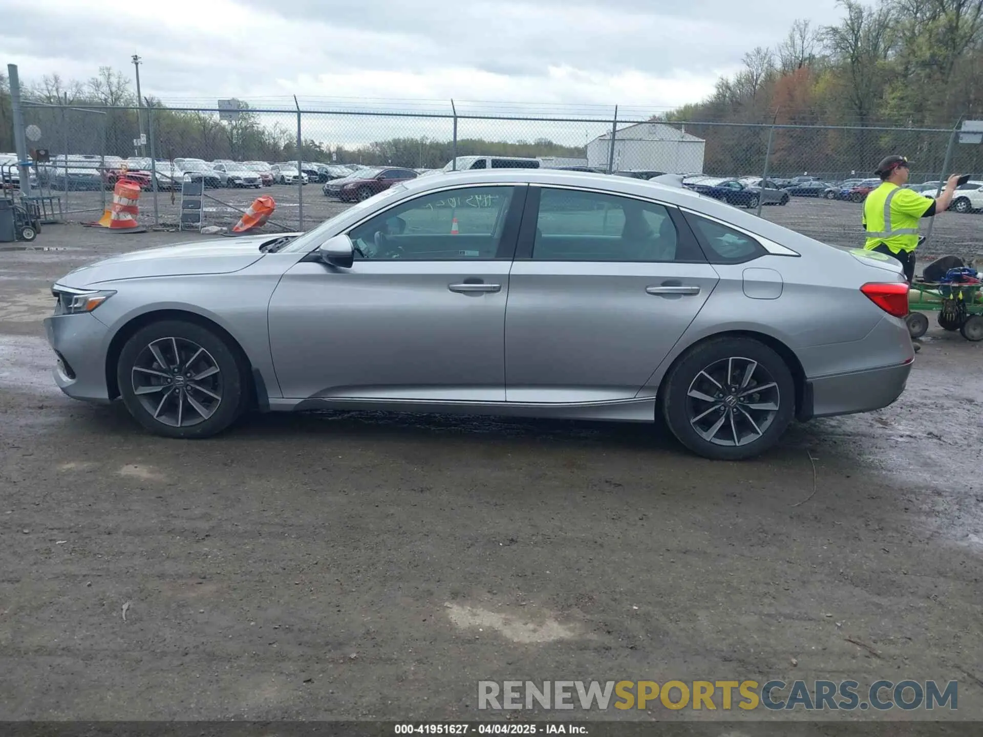 14 fotografías del automóvil dañado 1HGCV1F50MA074463 HONDA ACCORD 2021