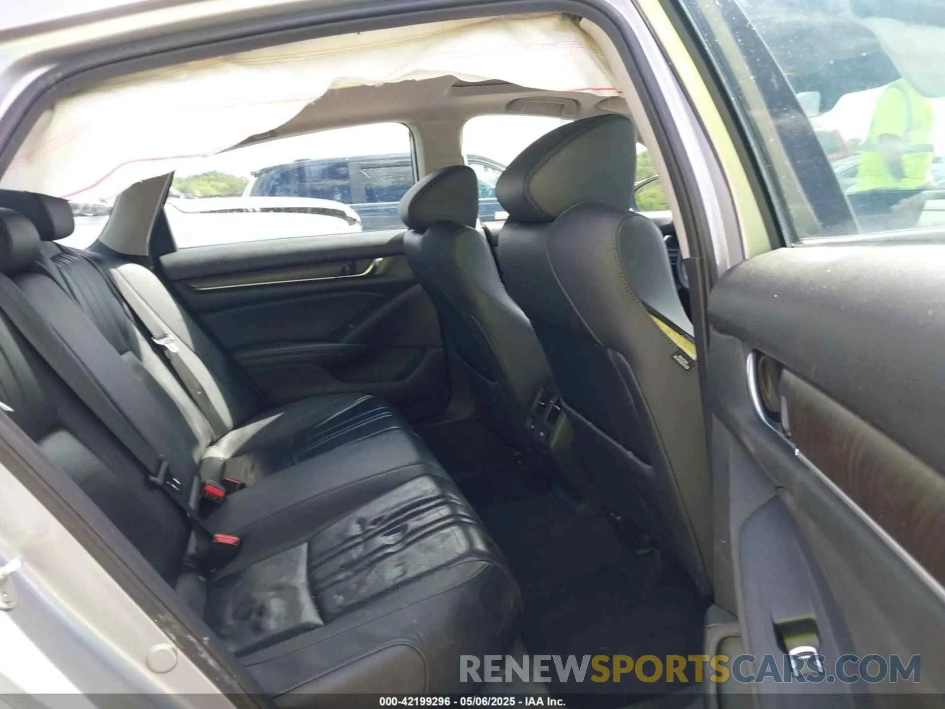 8 fotografías del automóvil dañado 1HGCV1F50MA090405 HONDA ACCORD 2021