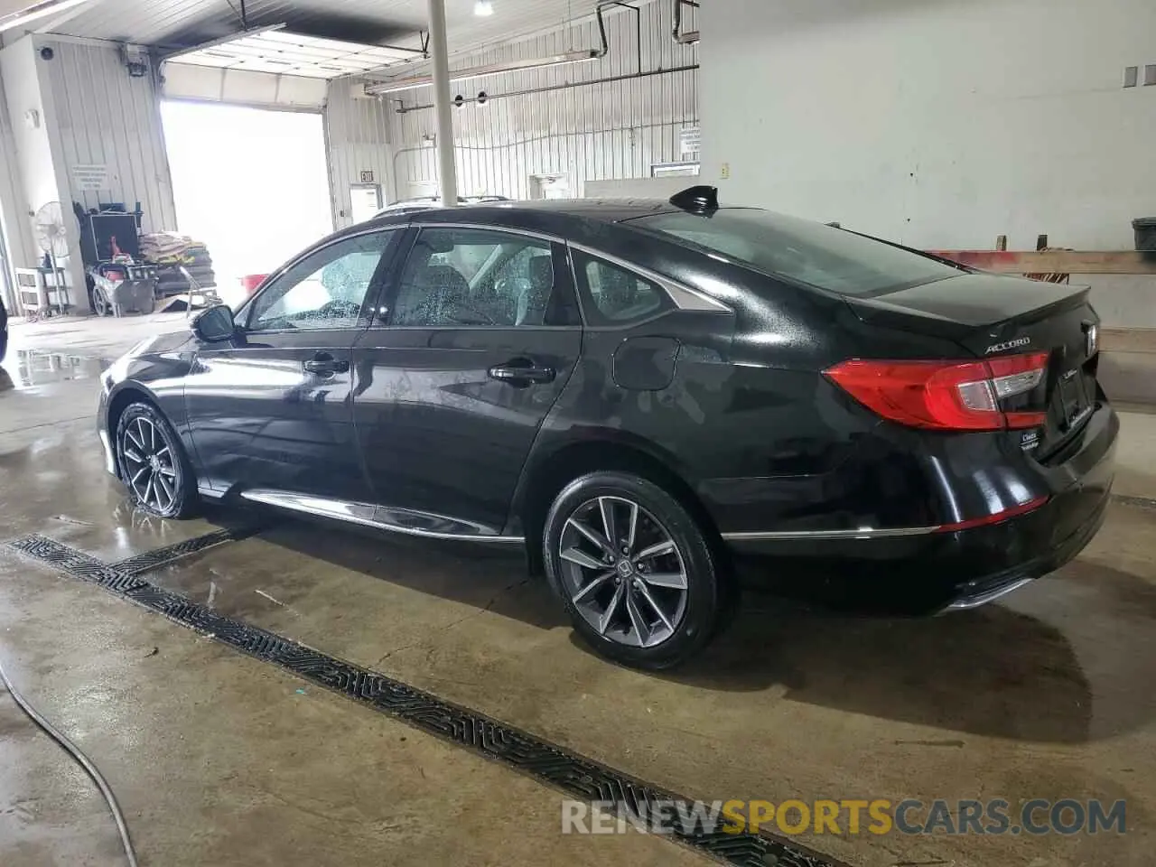 2 fotografías del automóvil dañado 1HGCV1F53MA006268 HONDA ACCORD 2021