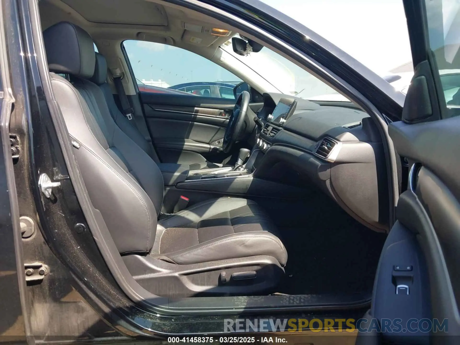 5 fotografías del automóvil dañado 1HGCV1F54MA050652 HONDA ACCORD 2021