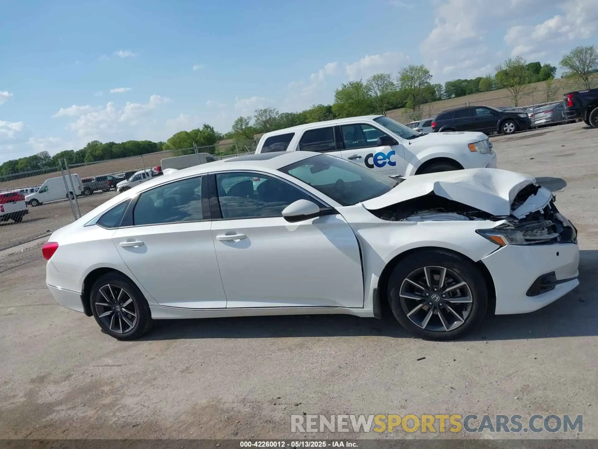 14 fotografías del automóvil dañado 1HGCV1F54MA085174 HONDA ACCORD 2021