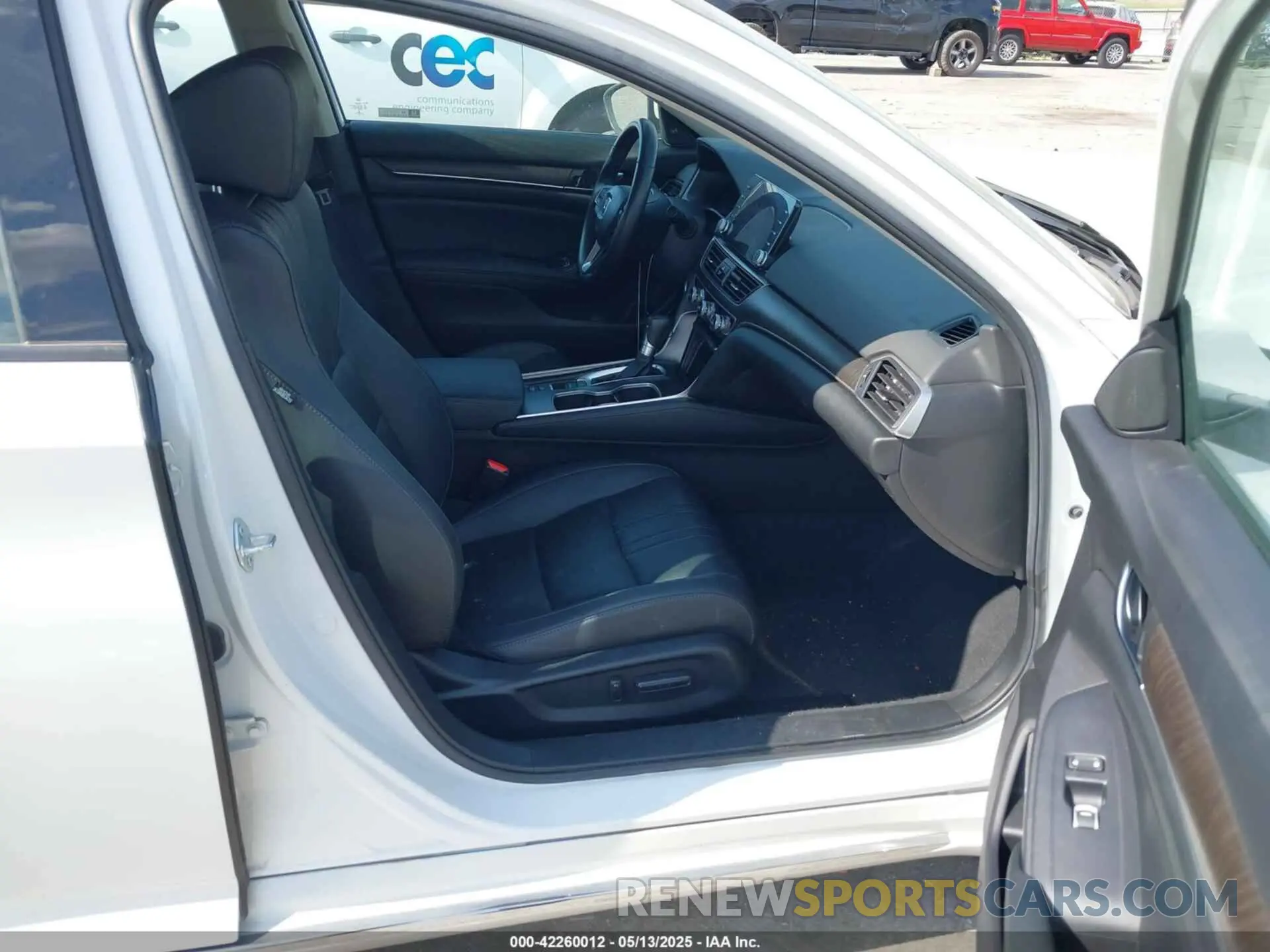 5 fotografías del automóvil dañado 1HGCV1F54MA085174 HONDA ACCORD 2021